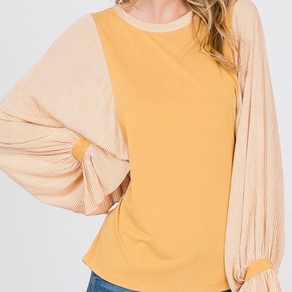 ♥️SALE♥️Hailey & Co Batwing Style Blouse - Picture 6 of 9